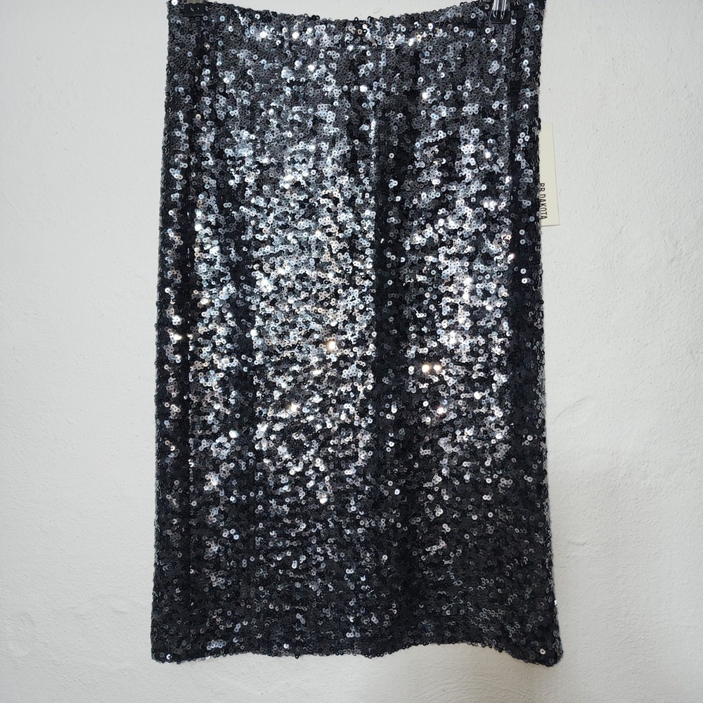 BB Dakota Sequin Mini Skirt‎ Womens Medium Black Silver Metallic Party BE49969
